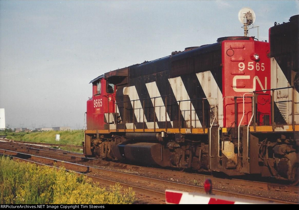 CN 9565